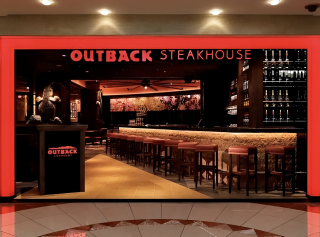 OUTBACK STEAKHOUSE  梅田店